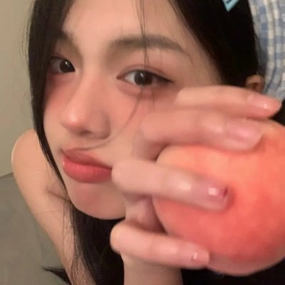 谜一样的双眼 电影封面